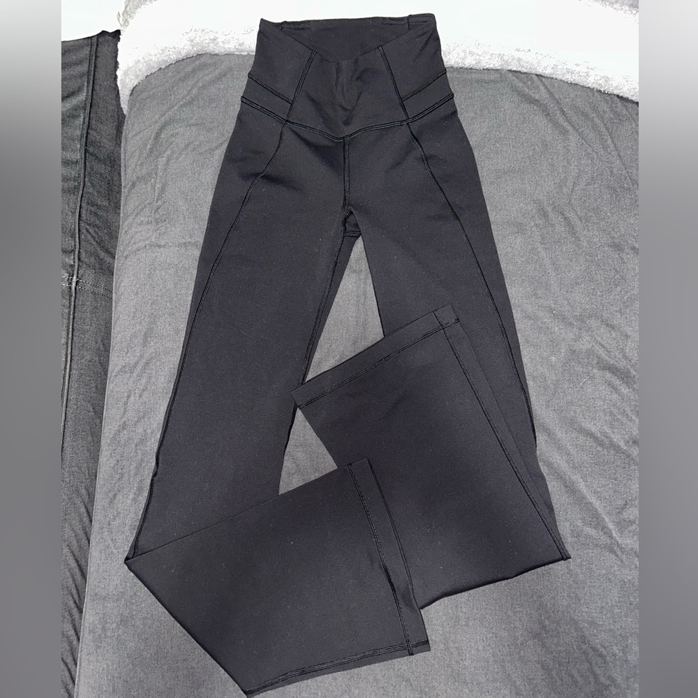 Lululemon High Rise Flare Leggings Sz 2